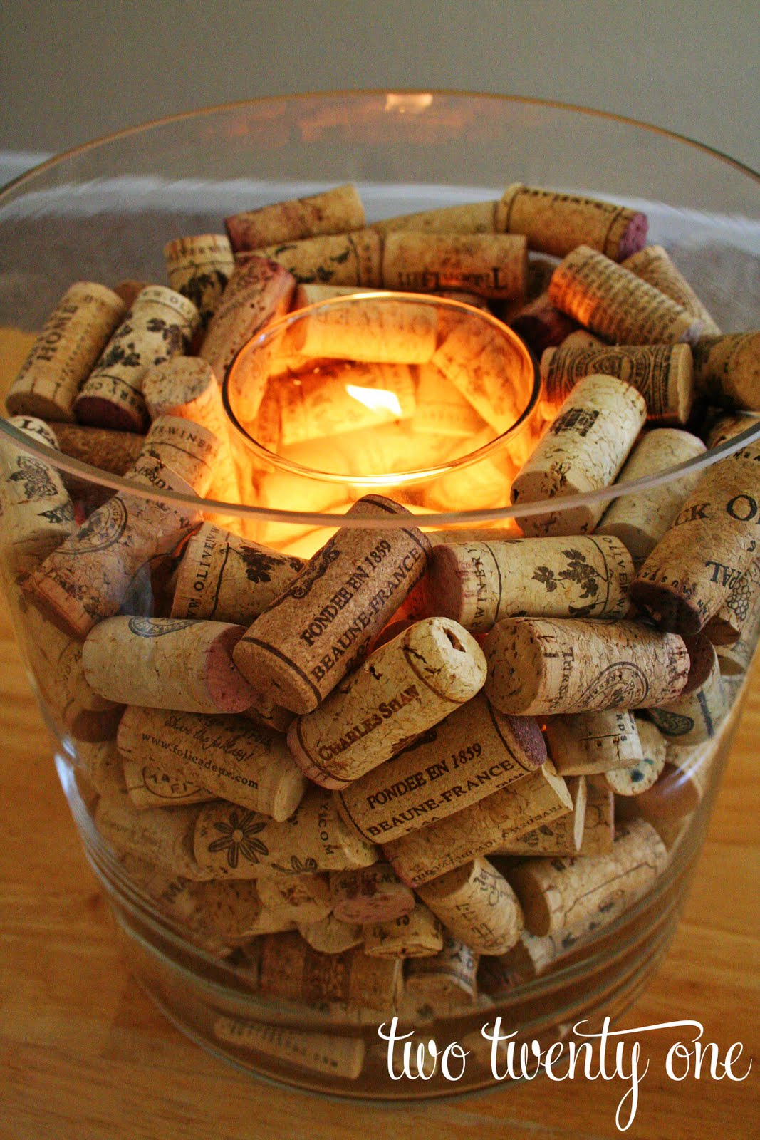 wine+cork+candle+holder+1
